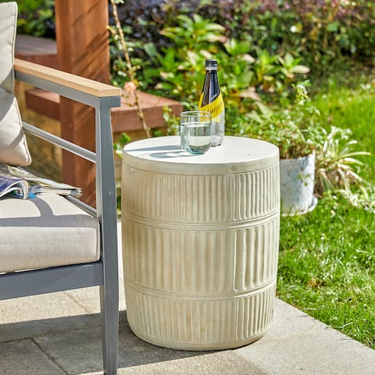 Glitzhome® 18.5" Multi-Functional Textured Garden Stool